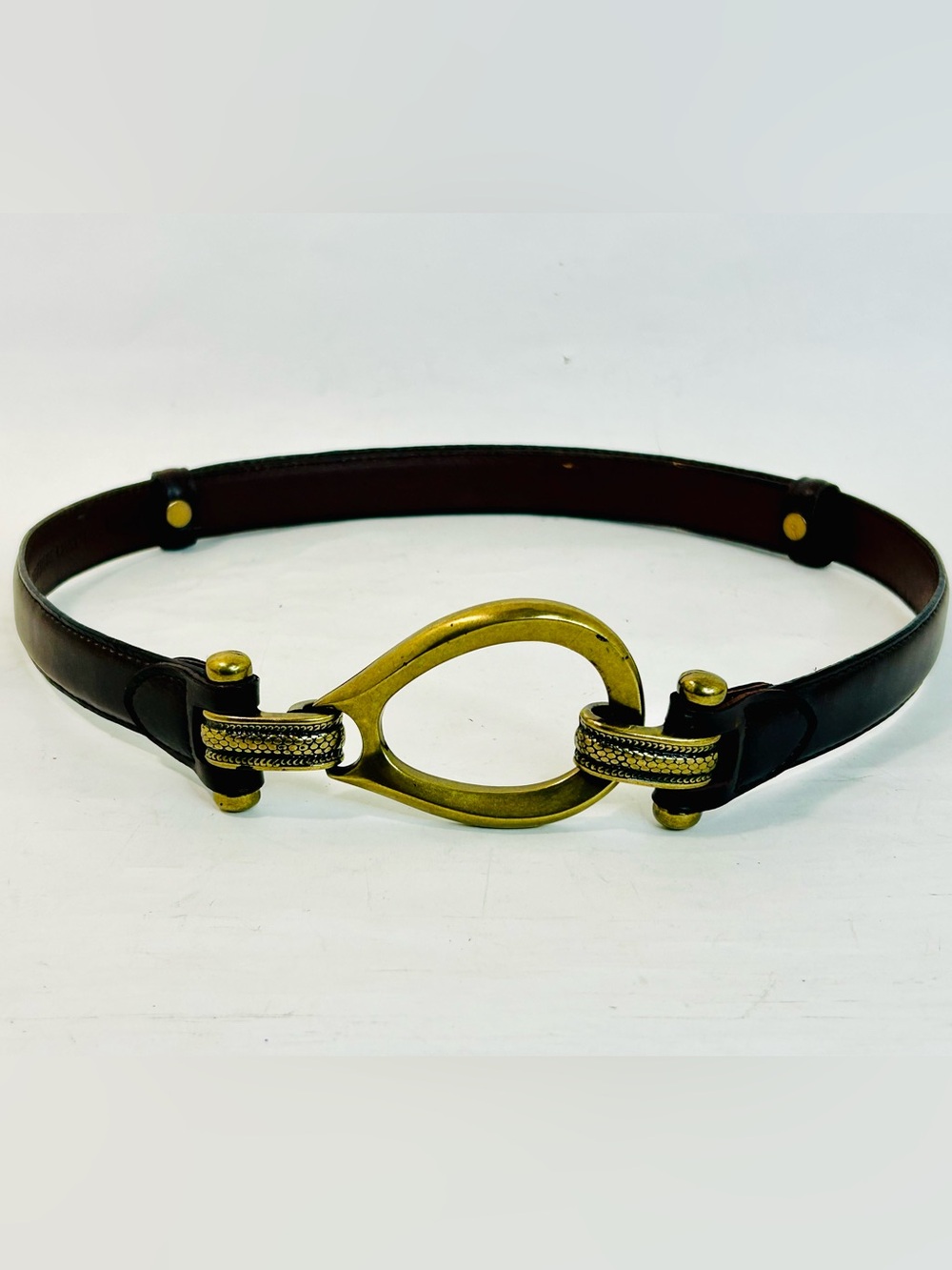 Vintage Van Heusen Brown Genuine Leather Expandable Belt 20160-1 SIZE M/L